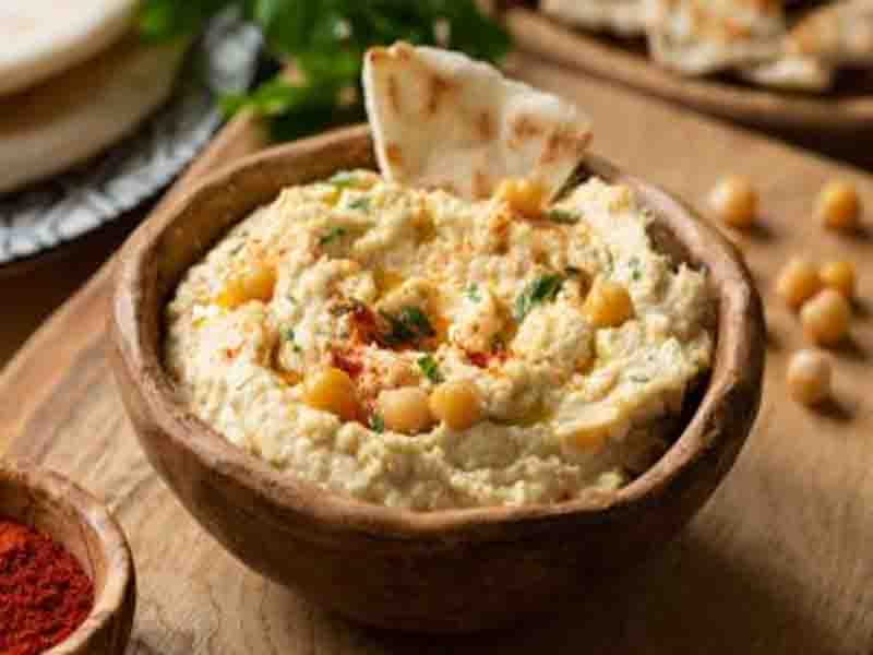 Recipes with chickpea hummus: from appetizer to main course